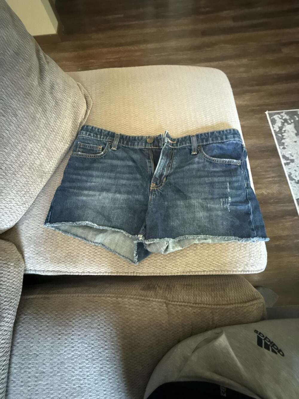 Gap Sexy Boyfriend Denim Shorts Size 10/30